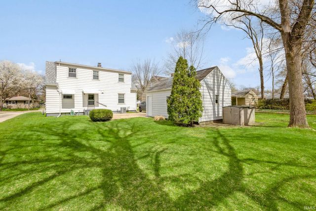 1715 E Beardsley Avenue, Elkhart, IN 46514