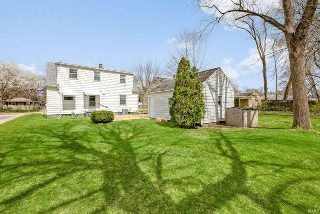 1715 E Beardsley Avenue, Elkhart, IN 46514
