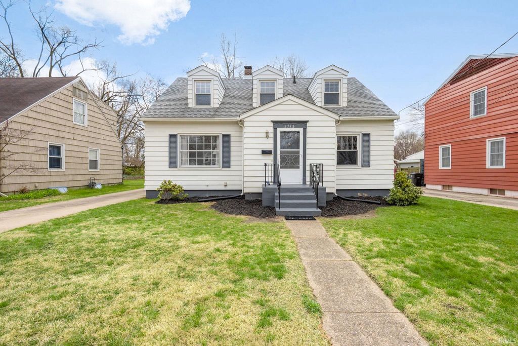 1715 E Beardsley Avenue, Elkhart, IN 46514