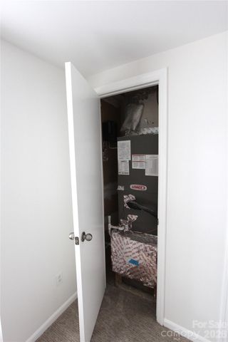 1645 Arlyn Circle M, Charlotte, NC 28213