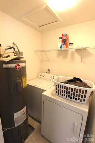 1645 Arlyn Circle M, Charlotte, NC 28213