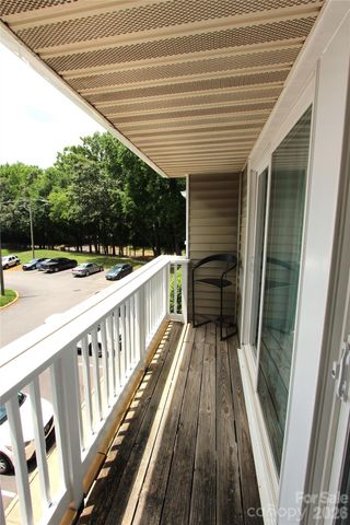 1645 Arlyn Circle M, Charlotte, NC 28213