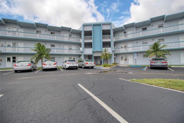 2300 Park Lane 311, Hollywood, FL 33021