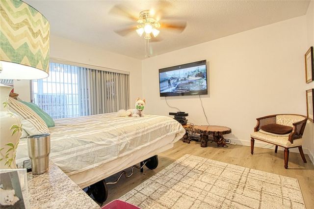 2300 Park Lane 311, Hollywood, FL 33021