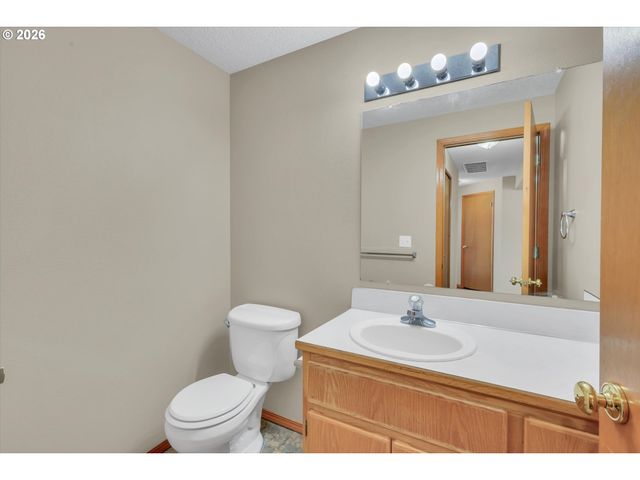 16060 Sw ROCKROSE Ln, Portland, OR 97223