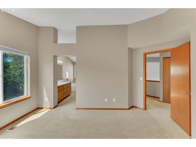 16060 Sw ROCKROSE Ln, Portland, OR 97223