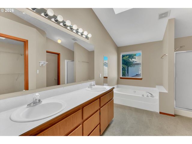 16060 Sw ROCKROSE Ln, Portland, OR 97223