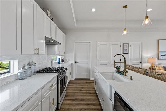 810 Casa Drive, Crystal Beach, TX 77650