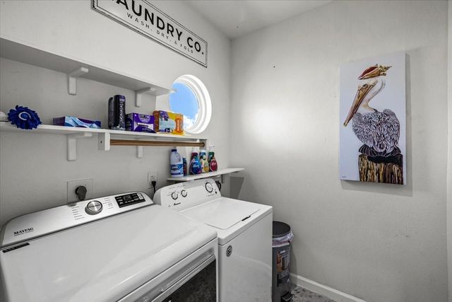810 Casa Drive, Crystal Beach, TX 77650