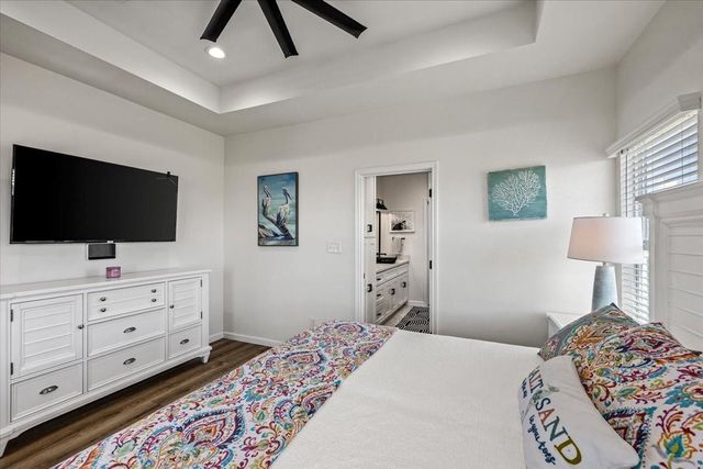 810 Casa Drive, Crystal Beach, TX 77650
