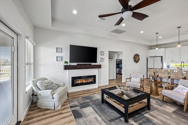 810 Casa Drive, Crystal Beach, TX 77650