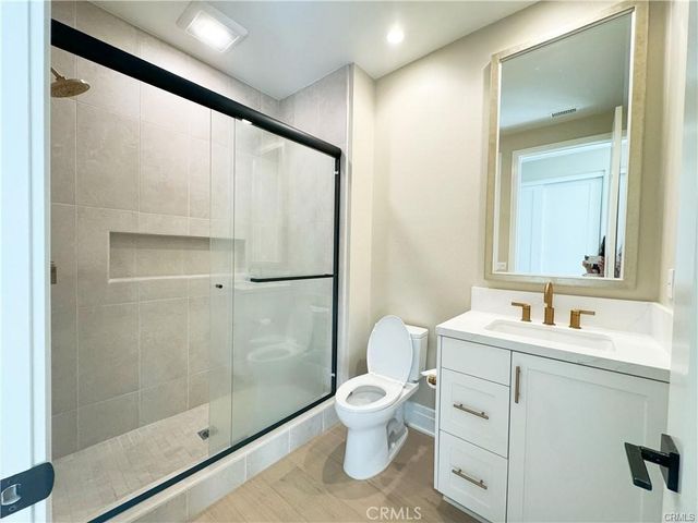 105 Green Rdg, Irvine, CA 92602