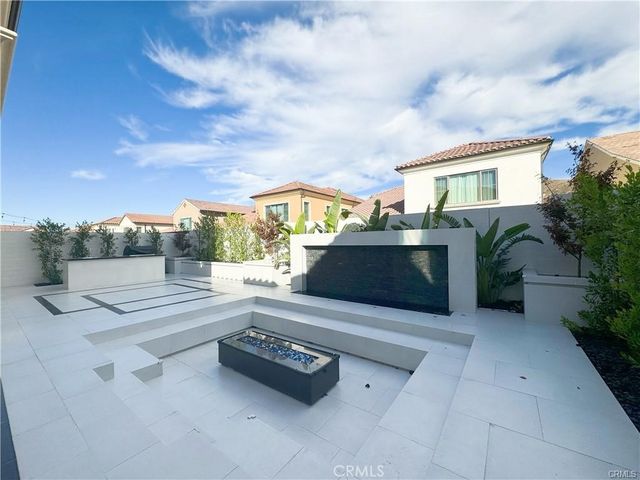 105 Green Rdg, Irvine, CA 92602