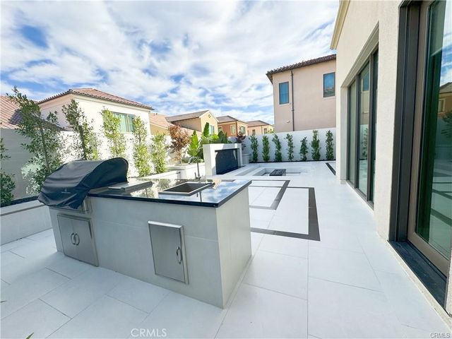 105 Green Rdg, Irvine, CA 92602