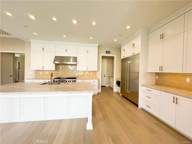 105 Green Rdg, Irvine, CA 92602