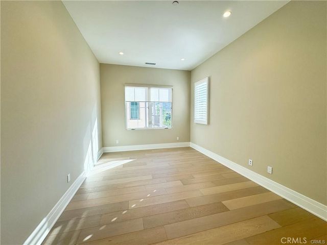 105 Green Rdg, Irvine, CA 92602
