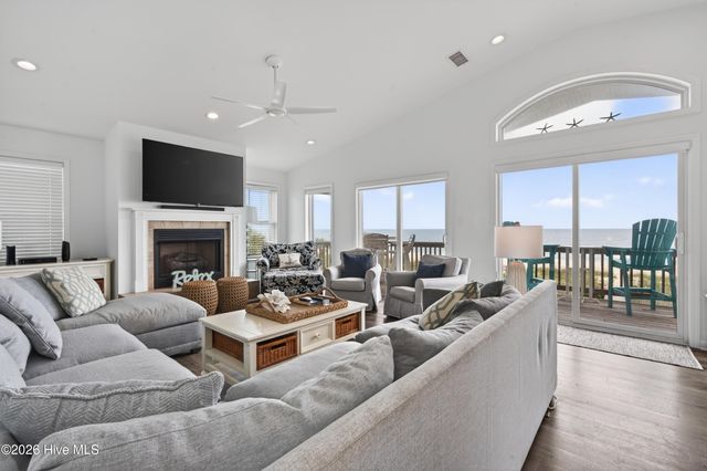 911 Fort Fisher Boulevard S, Kure Beach, NC 28449