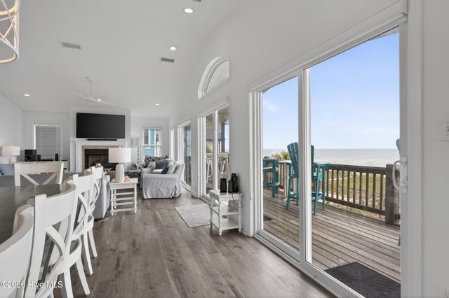 911 Fort Fisher Boulevard S, Kure Beach, NC 28449