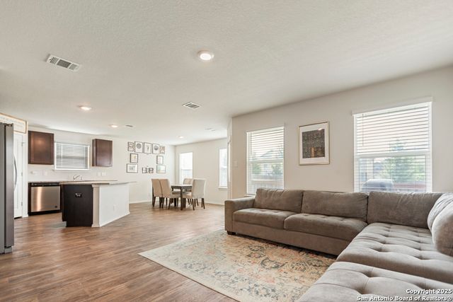 1134 Barn Swallow Way, San Antonio, TX 78253