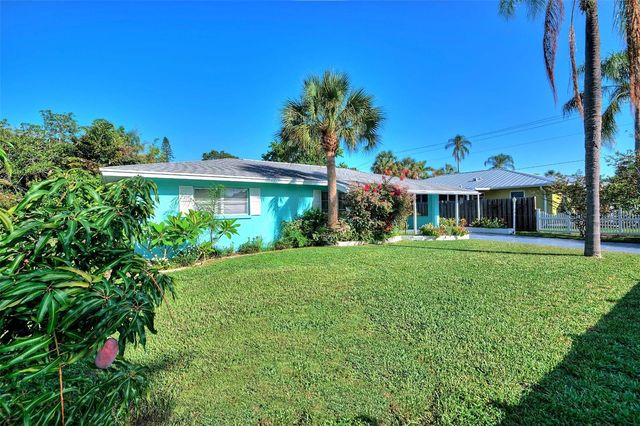3605 IROQUOIS AVENUE, Sarasota, FL 34234