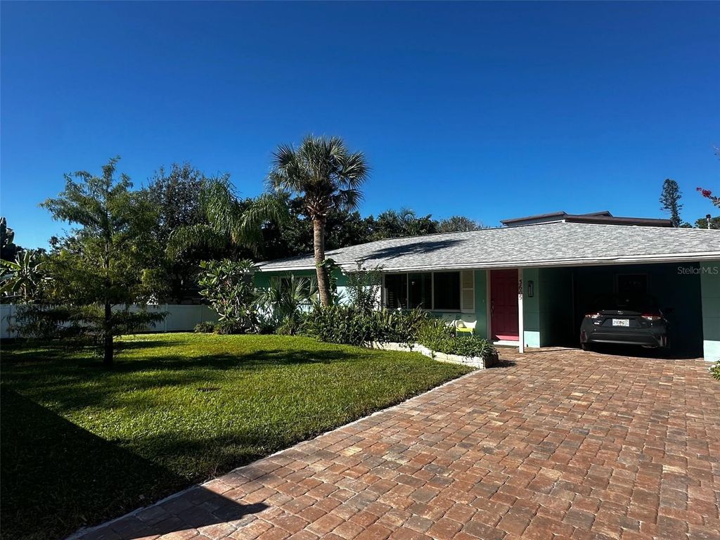 3605 IROQUOIS AVENUE, Sarasota, FL 34234