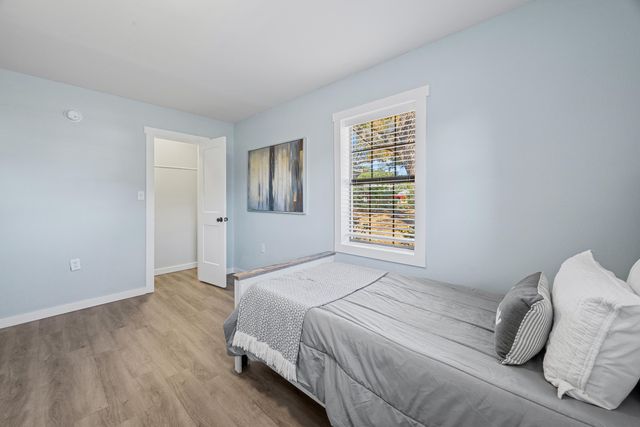 14 NW Bayou Woods Court, Fort Walton Beach, FL 32548