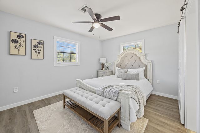 14 NW Bayou Woods Court, Fort Walton Beach, FL 32548