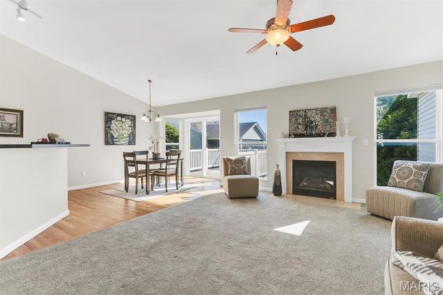 447 Angelique Place, St Charles, MO 63303