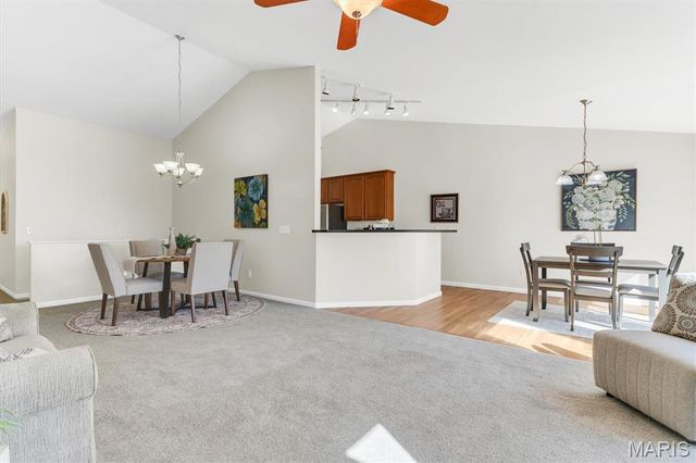 447 Angelique Place, St Charles, MO 63303