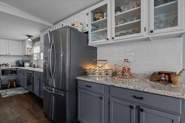 25 Cardinal Rd, Linden, TN 37096