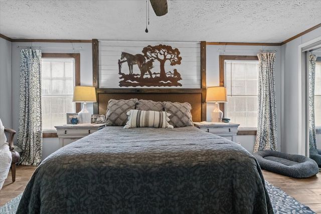 25 Cardinal Rd, Linden, TN 37096