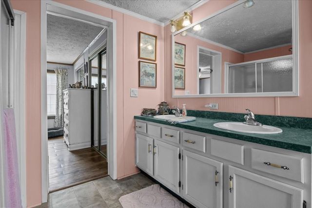 25 Cardinal Rd, Linden, TN 37096