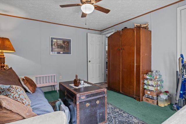 25 Cardinal Rd, Linden, TN 37096