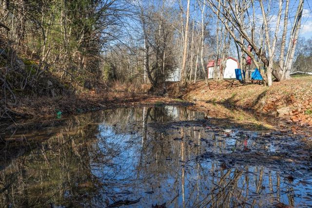 25 Cardinal Rd, Linden, TN 37096