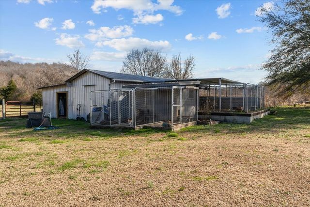 25 Cardinal Rd, Linden, TN 37096