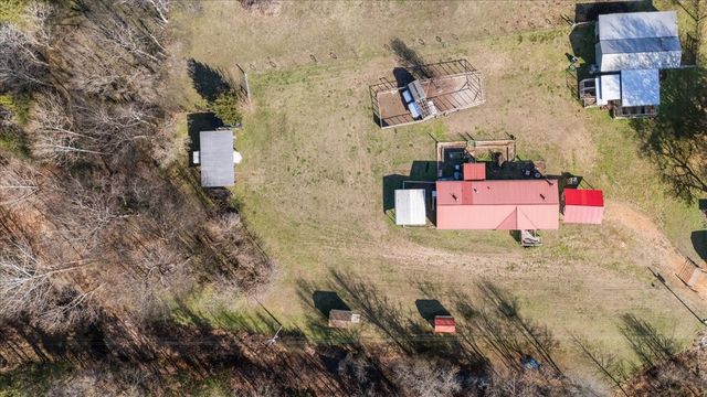 25 Cardinal Rd, Linden, TN 37096