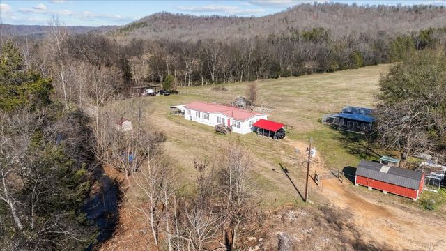 25 Cardinal Rd, Linden, TN 37096