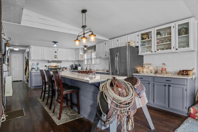 25 Cardinal Rd, Linden, TN 37096