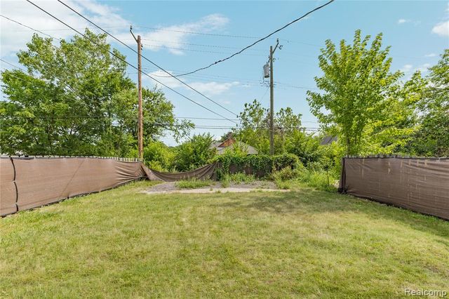 444 E Philadelphia Street, Detroit, MI 48202