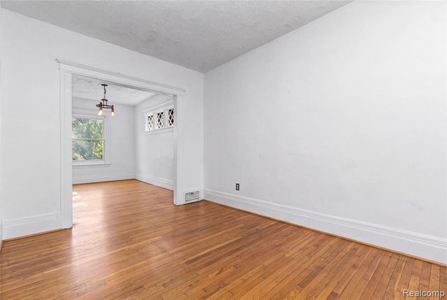 444 E Philadelphia Street, Detroit, MI 48202