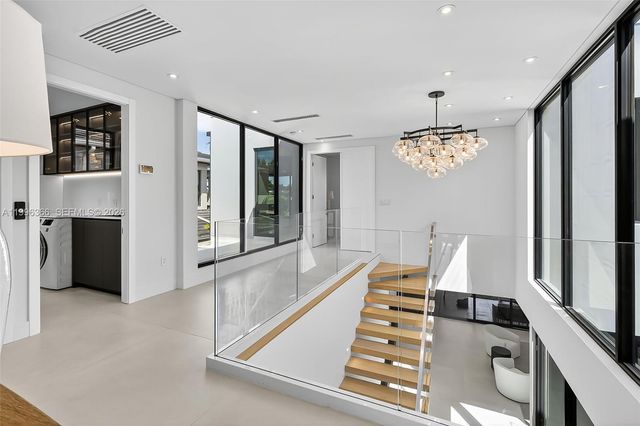 620 Solar Isle Drive, Fort Lauderdale, FL 33301