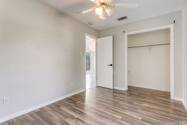 221 Sharer, San Antonio, TX 78208