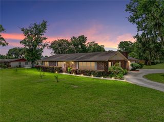 609 W PIPKIN ROAD, Lakeland, FL 33813