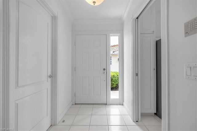 4155 Los Altos CT, Naples, FL 34109