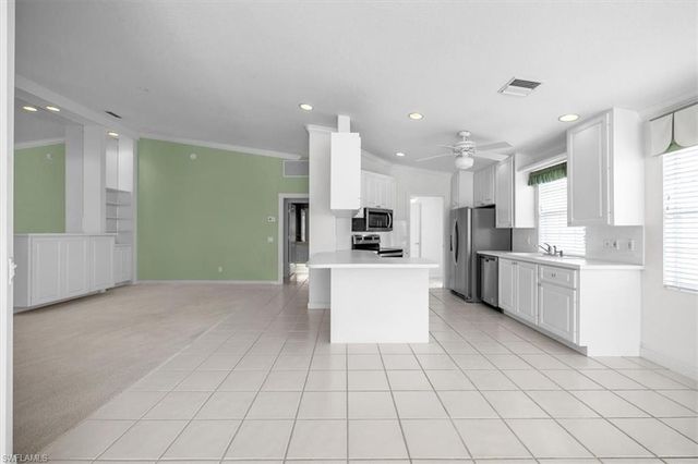 4155 Los Altos CT, Naples, FL 34109