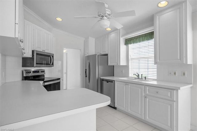 4155 Los Altos CT, Naples, FL 34109