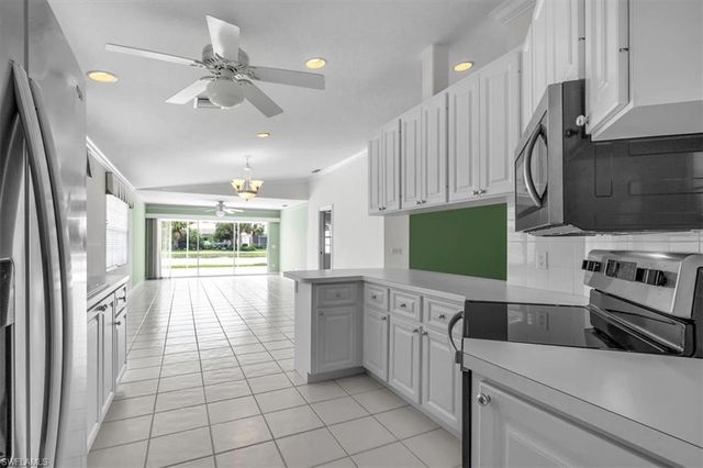 4155 Los Altos CT, Naples, FL 34109