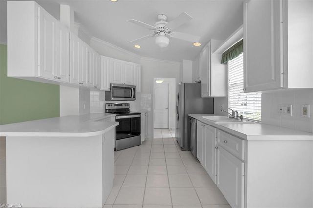 4155 Los Altos CT, Naples, FL 34109
