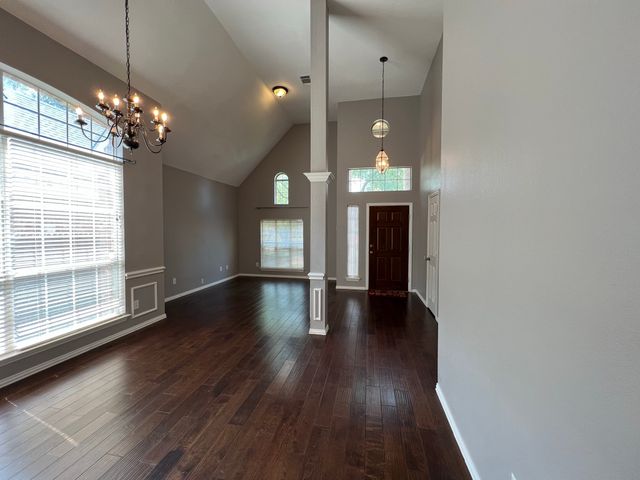 9811 Cliffside Drive, Irving, TX 75063