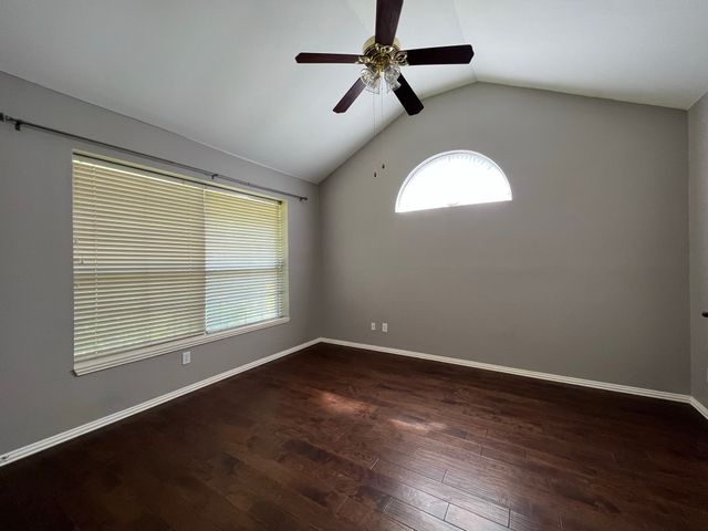 9811 Cliffside Drive, Irving, TX 75063